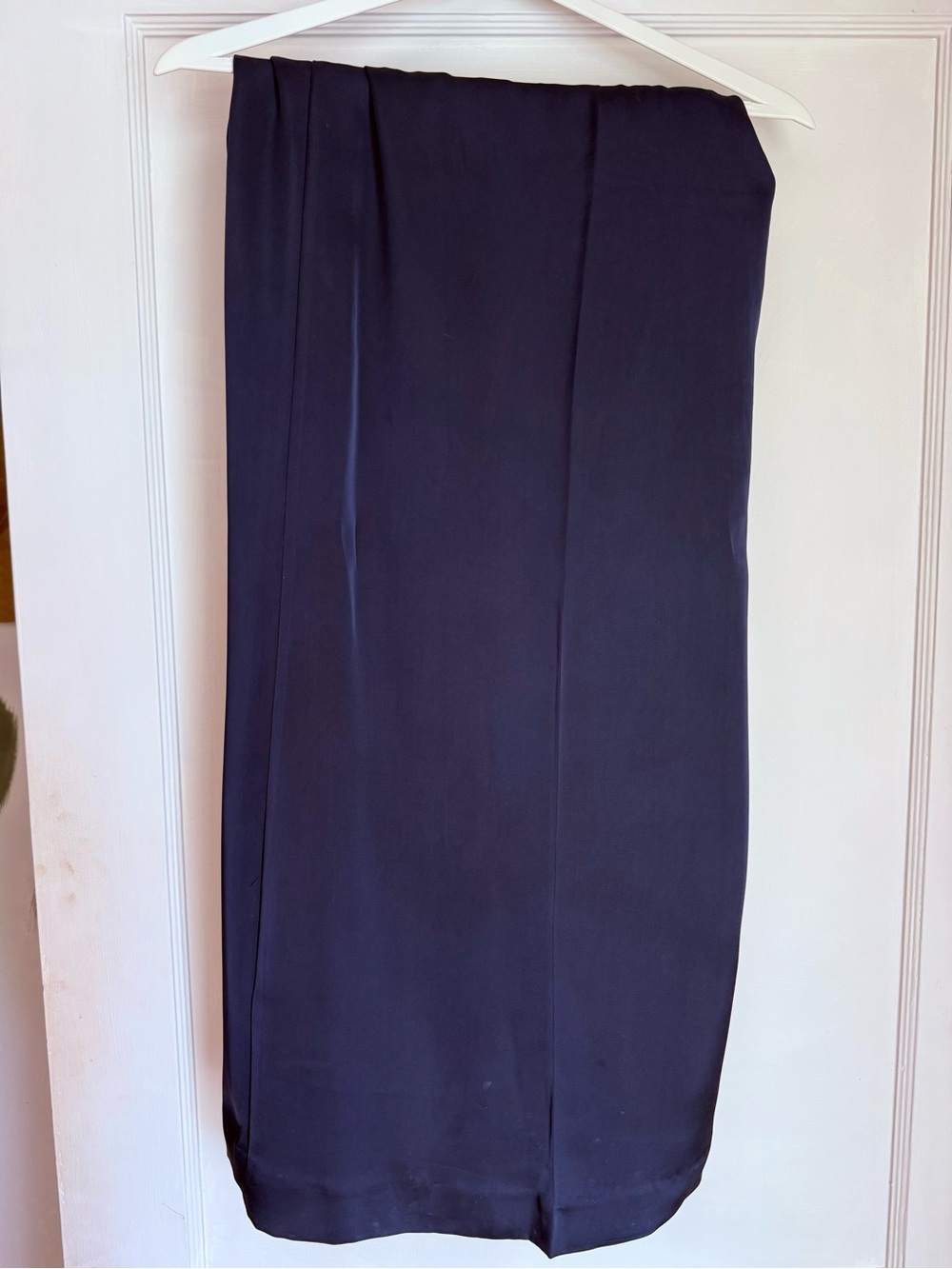 Zara Navy Pencil Skirt - Sleek Minimal Design